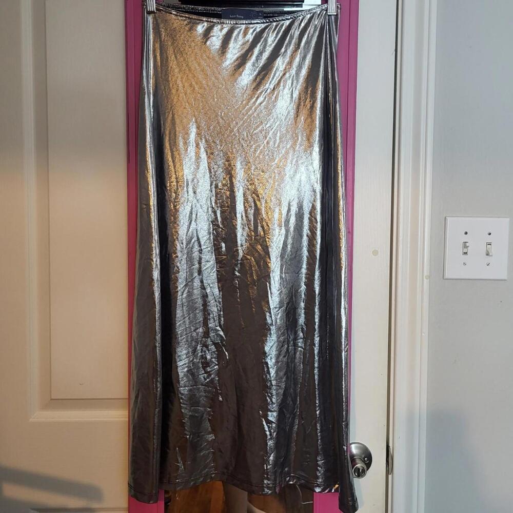 Indigo Rising Silver metallic midi skirt